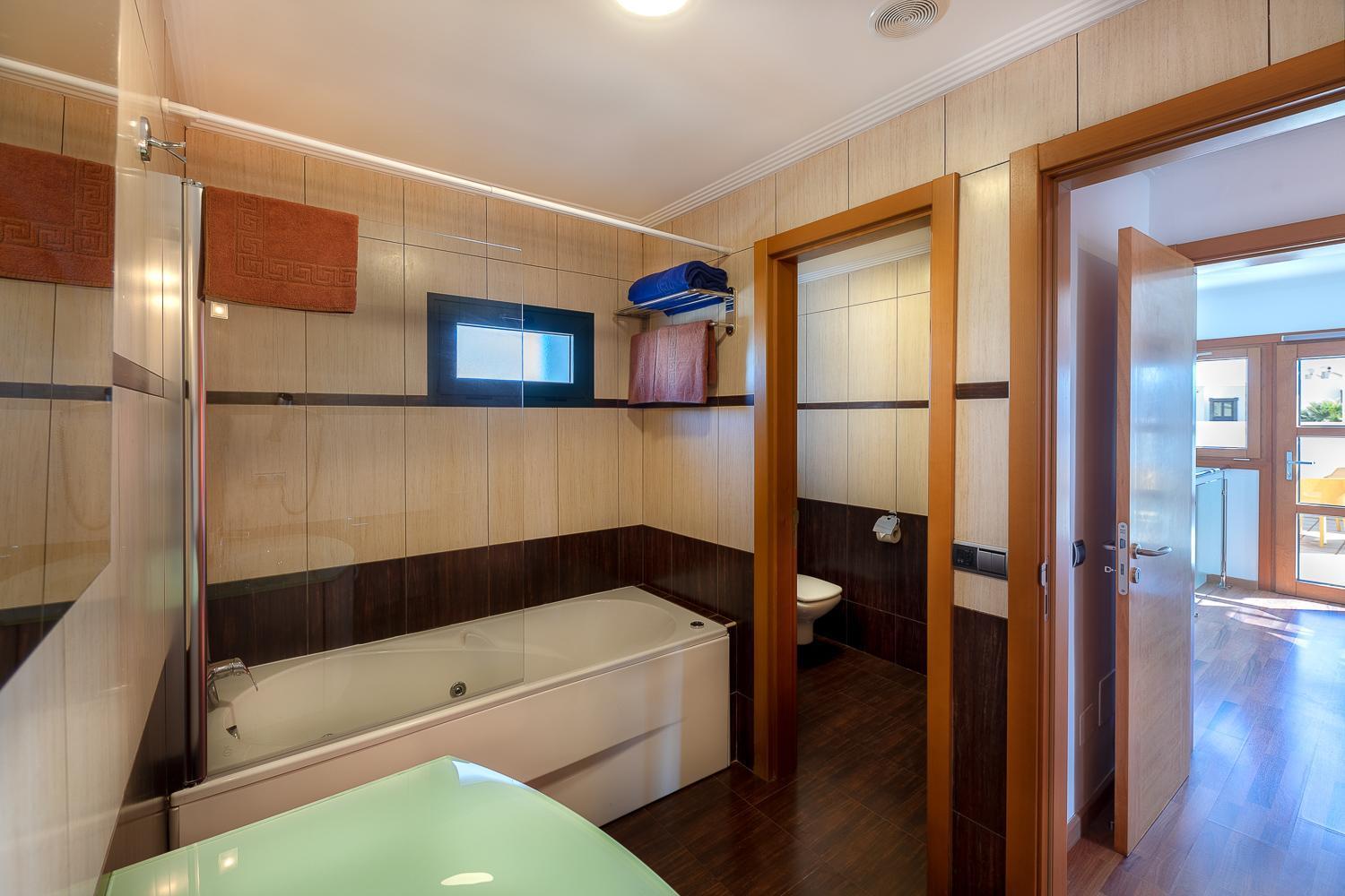 Camelot Holiday Homes By Livvo Playa Blanca  Exterior photo