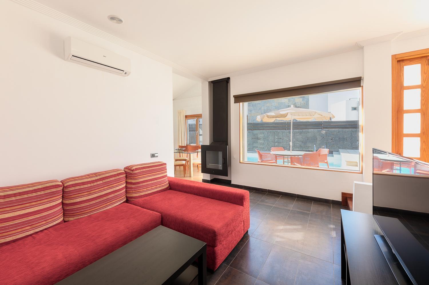 Camelot Holiday Homes By Livvo Playa Blanca  Exterior photo