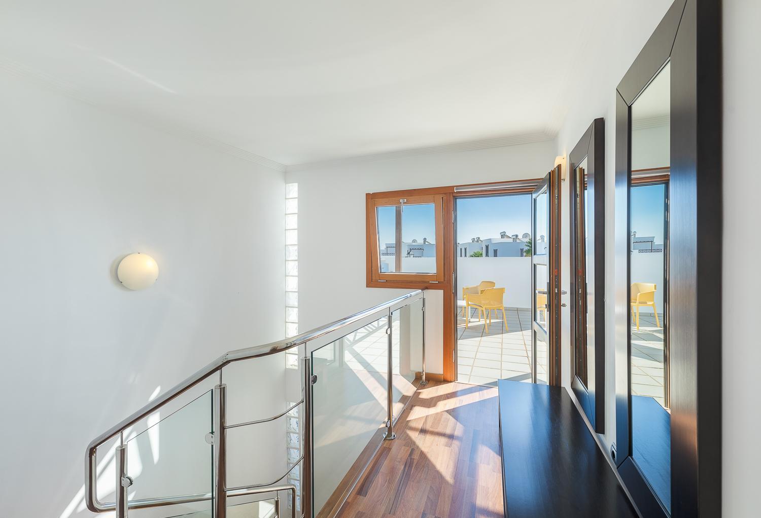 Camelot Holiday Homes By Livvo Playa Blanca  Exterior photo